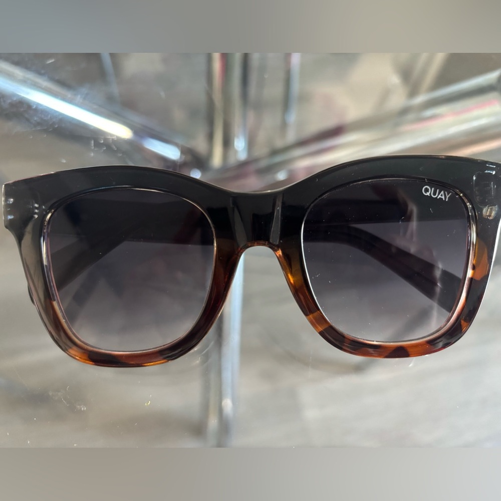 Quay After Hours Sunglasse Black/Tortoise